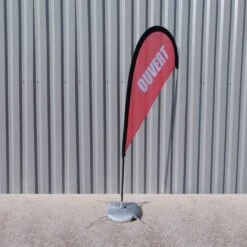 Oriflamme OUVERT / Drapeau Flamme Publicitaire - Kit Complet OUVERT - PLV Hôtel, Restaurant, Entreprise